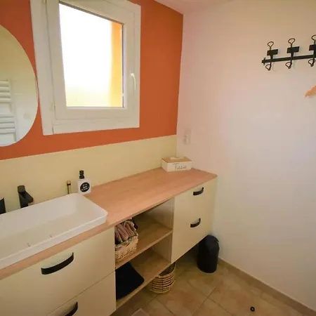 Casa vacanze Maison Familiale Spacieuse Avec Piscine à
