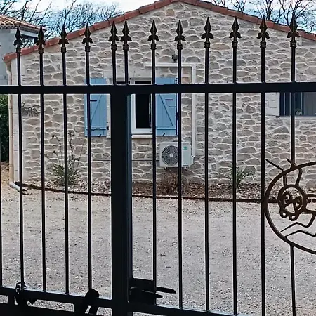 Maison Familiale Spacieuse Avec Piscine A