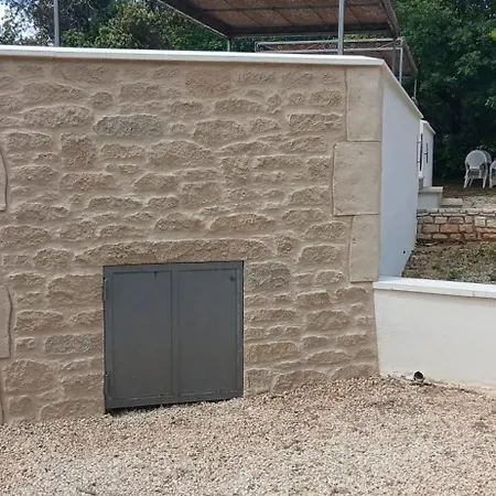 Casa vacanze Maison Familiale Spacieuse Avec Piscine à